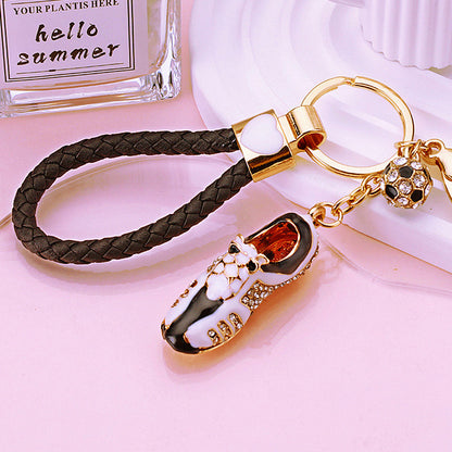 Rhinestone-encrusted soccer shoe car keychain unisex couple bag pendant metal keychain ring World Cup creative gift